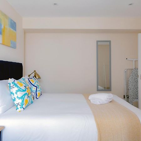 Two Bedroom Apartment Near Hyde Park And Oxford Street Londres Extérieur photo